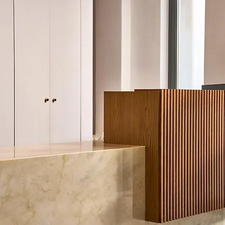 Alleys All-suite & Otel