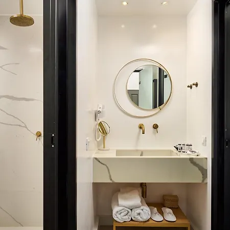 Hotel Alleys All-suite & Pyrgos Kallistis