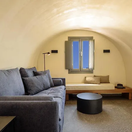Alleys All-suite & Hotel 5*