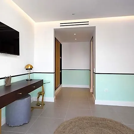 Alleys All-suite & 5* Pýrgos