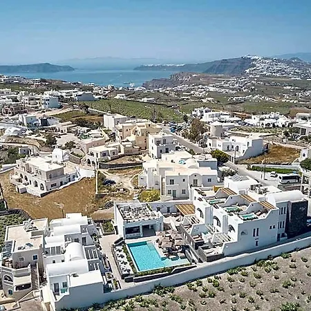 Alleys All-suite & Hotel Pýrgos