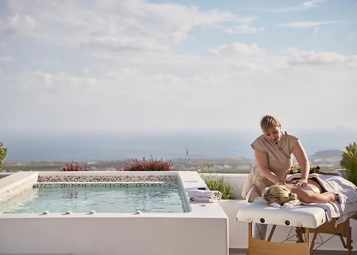 Alleys All-suite & Hotel Pýrgos