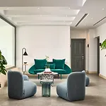 Alleys All-suite & Hotel