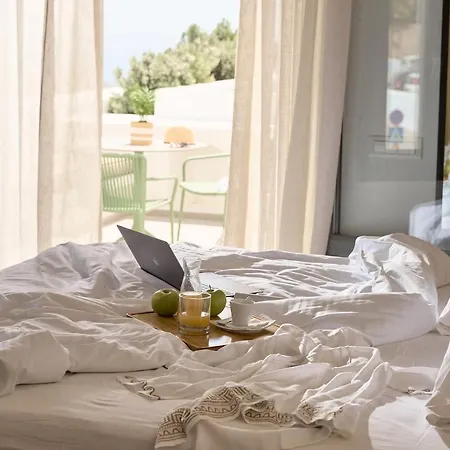 Alleys All-suite & Hotel Pyrgos Kallistis