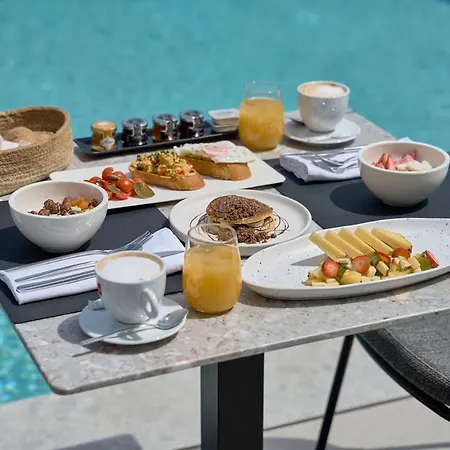 Hotel Alleys All-suite & 5*