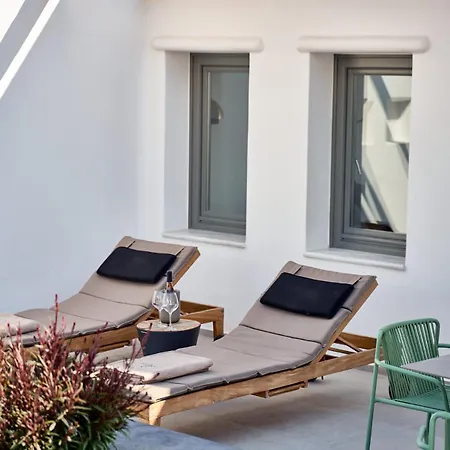 Alleys All-suite & Hotel