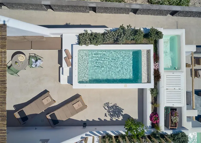 Hotel Alleys All-suite & Pýrgos